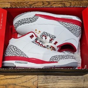 Mint Jordan 3 Red And White With Box Imperfection On Left Shoe (Jordan Logo)